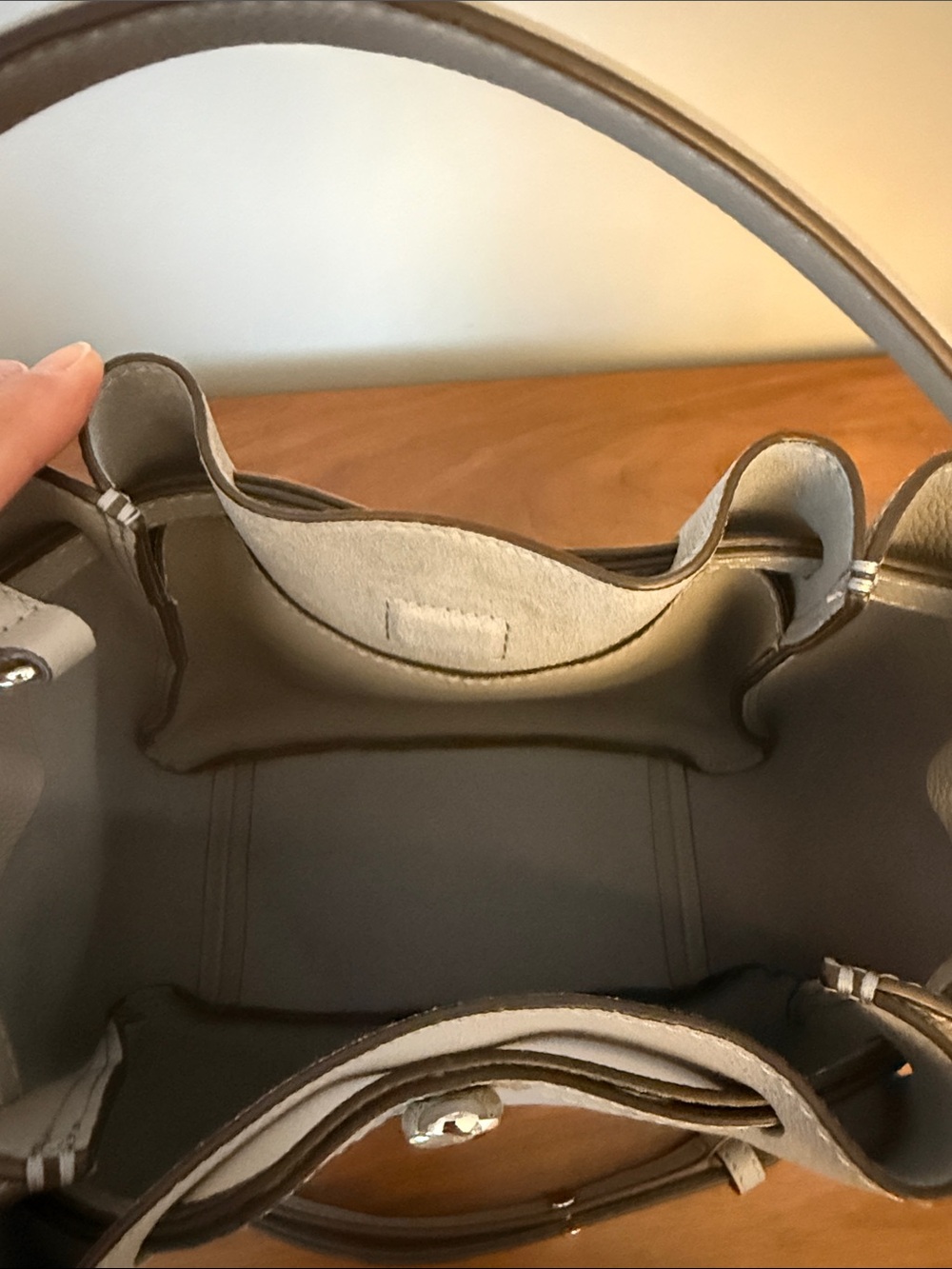 Tory Burch Romy Bucket Bag - Picture 9 of 14